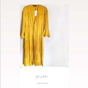 COPY - Bershka | Yellow Deep V-cut Dress